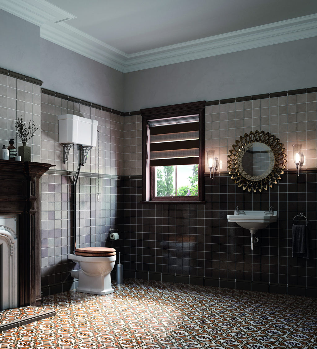 Lichfield High Level Toilet