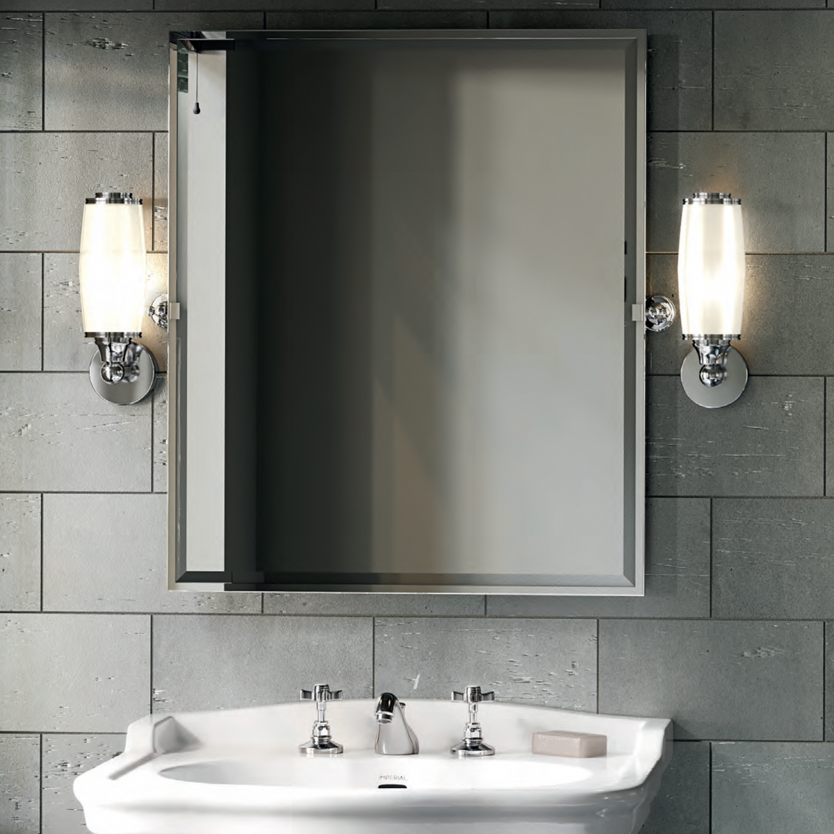 William Wall Mounted Mirror