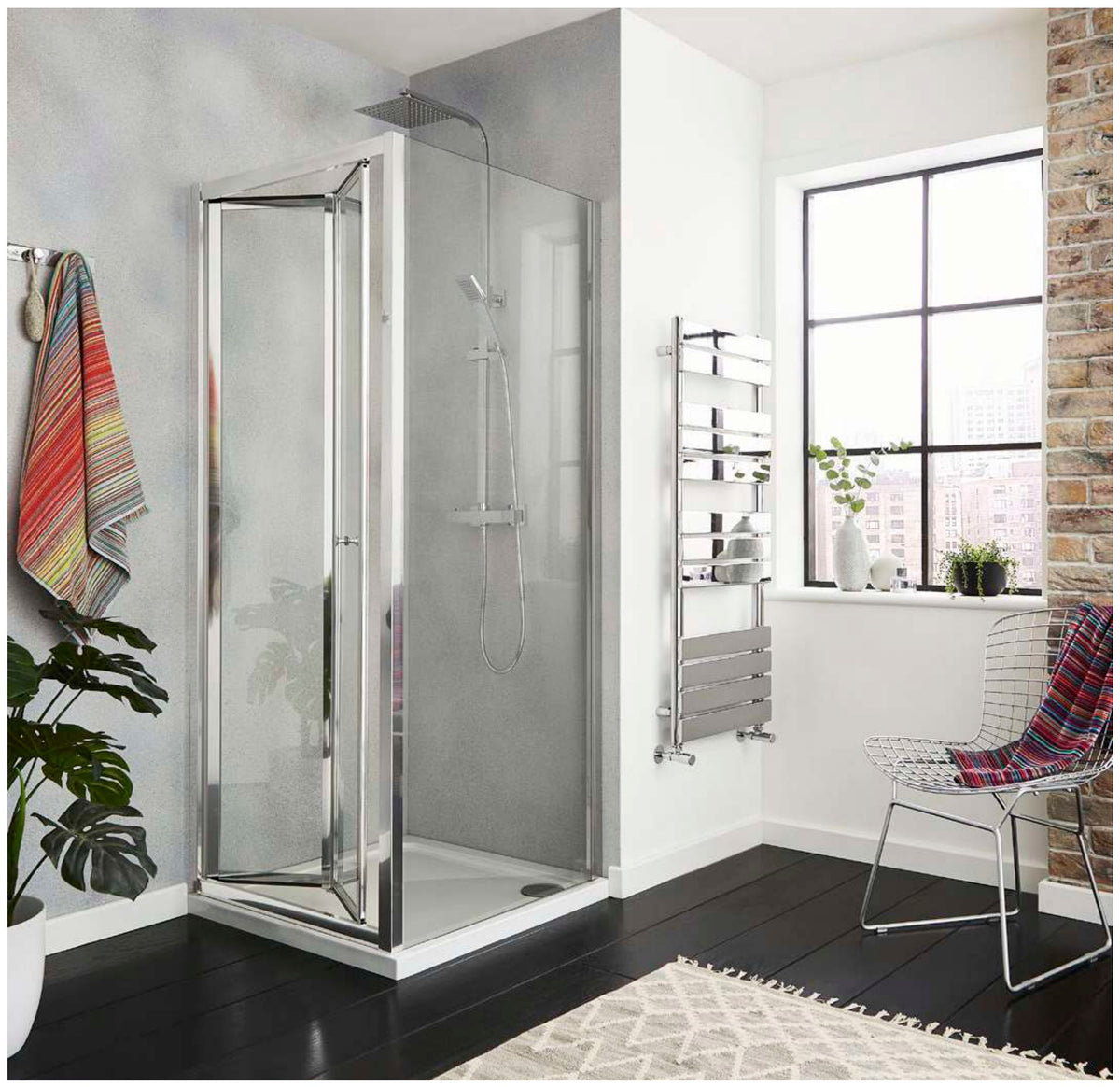Arlo 6 Bi-Fold Shower Door