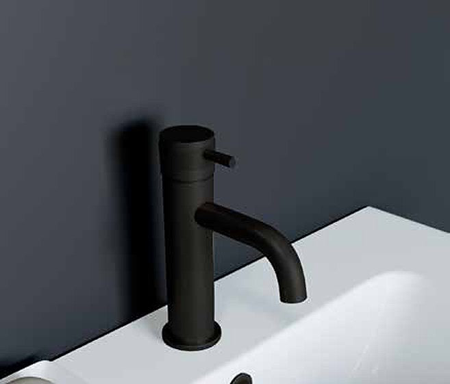 Artisa taps from the Tilelyte Brassware Collection in a bathroom setting