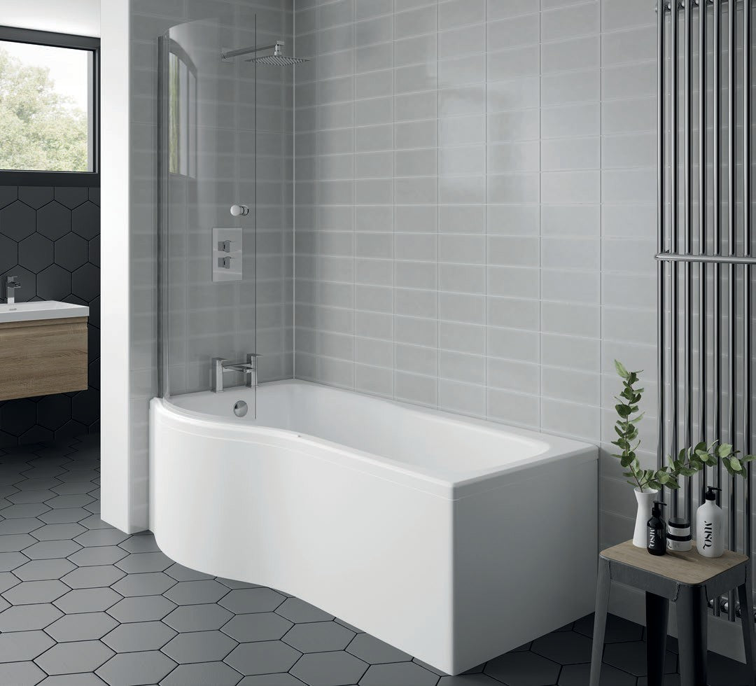 Corsa Shower Bath Screen, P-shaped screen on a P-shaped shower bath