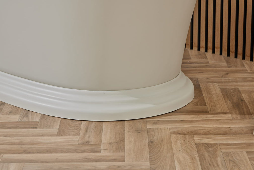 Close-up of the Jena slipper bath plinth base