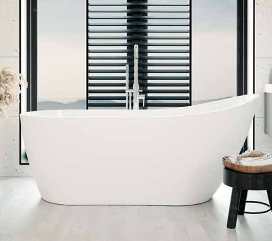 Mona freestanding bath in a bathroom setting