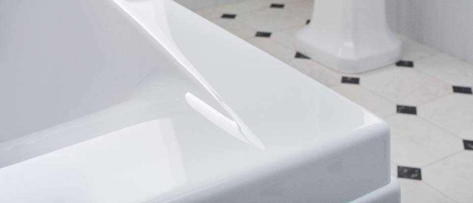 Carron Imperial Twin Grip Single Ended Bath, in a bathroom setting