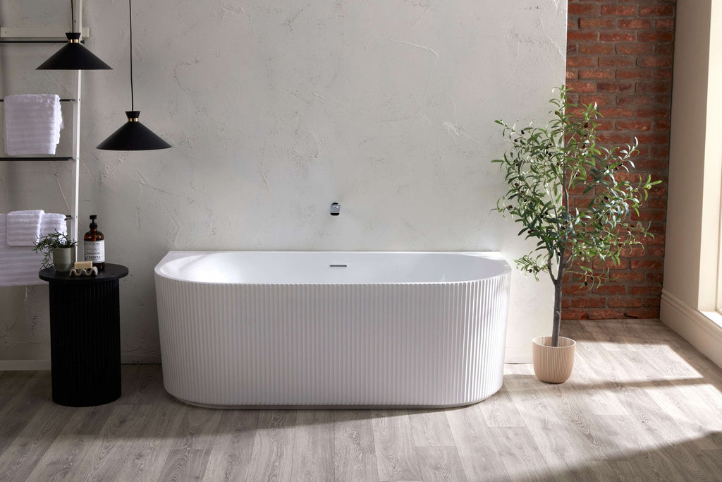 Sofie fluted back-to-wall bath in gloss white