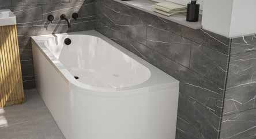 Structa curved bath in a bathroom setting
